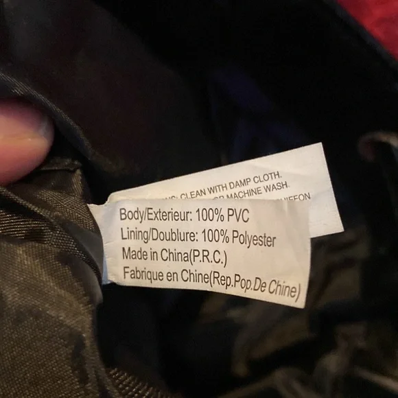 Black backpack - Picture 4 of 5